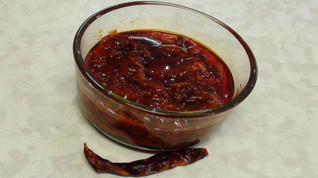 Homemade Schezwan or Szechuan Sauce - Gourmet Cooking by Bhavna | Bhavna