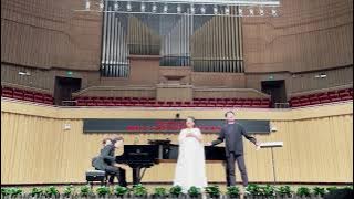 Yijie Shi, Sen Guo - I love this land 石倚洁 郭森 我爱这土地