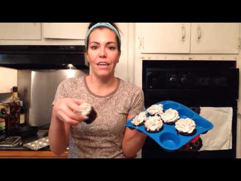 Video: Cách Sử Dụng Khuôn Muffin Silicon Và Khuôn Muffin