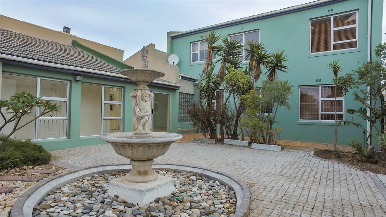 4 Bedroom House for sale in Western Cape Cape Town Tableview And