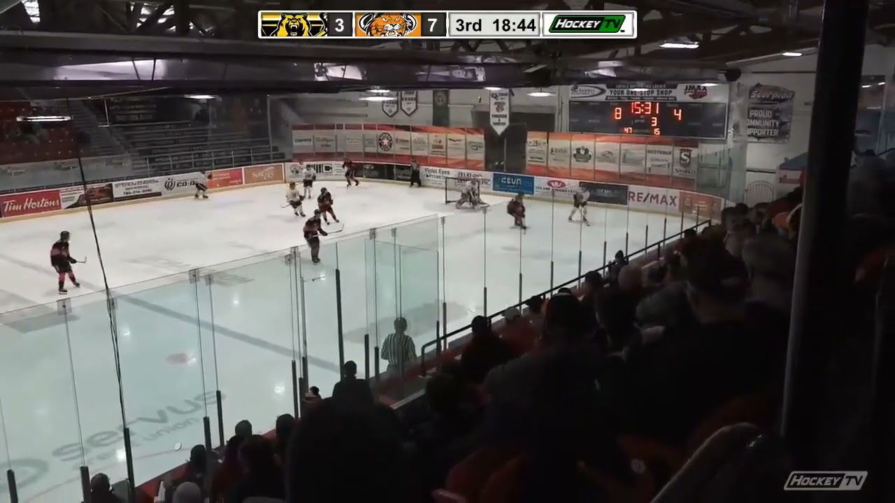 Nik hit Olds vs Lloyd