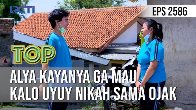 Ochiq suzish kiyimidagi etuk ayollarning fotosuratlari