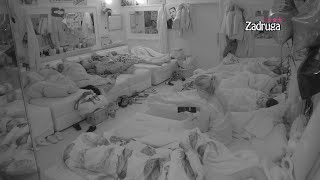 Zadruga 4 - Sanja iskoristila priliku, pa očistila i mleko za telo - 15.11.2020.