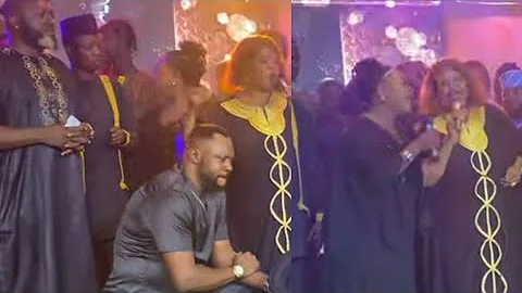 NOLLYWOOD ACTRESS PEJU OGUNMOLA TEARS OF JOY AS SHE RECEIVES AND AWARD