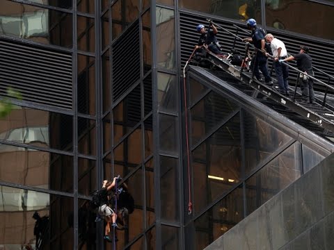 Trump Tower Being Scaled By Steve From Virginia, Wants To Talk To Donald Trump