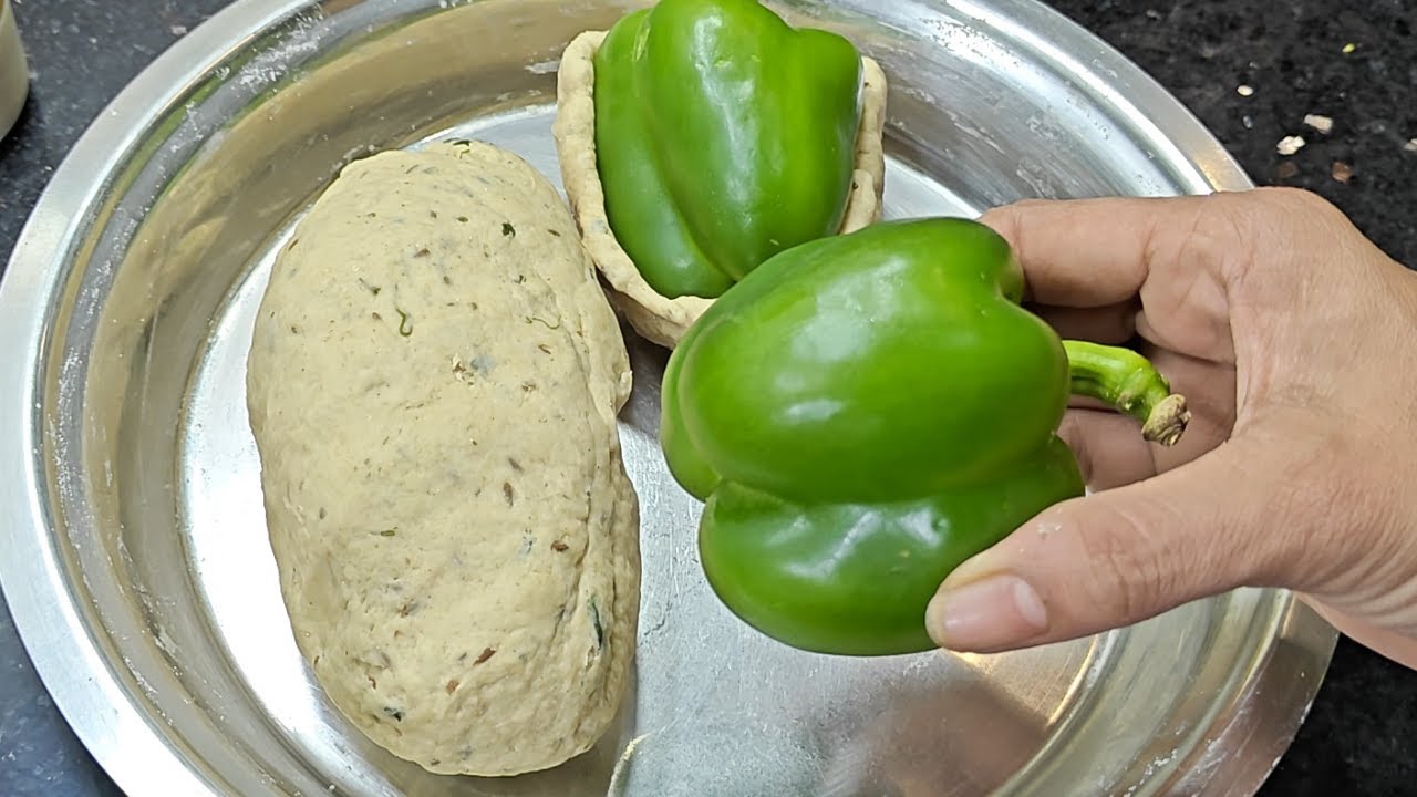 1ಕ್ಯಾಪ್ಸಿಕಂ👉ಬೆರಳು ಚೀಪುವಷ್ಟು ಹೊಸರುಚಿ😋5ನಿಮಿಷದಲ್ಲಿ ಮಾಡಿ ನೀವೆಲ್ಲೂ ನೋಡಿಲ್ಲ ತಿಂದಿಲ್ಲ Uttarkarnataka Recipe