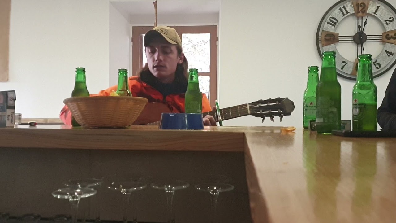 Eddi: Attalla  jojo Alata à u bar a Funtana (Maca Croci )