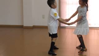 ジルバの練習 （徳島市子供社交ダンス）