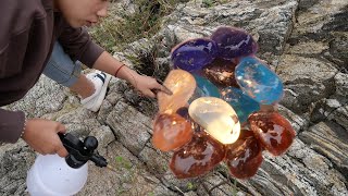 Opals, agates, crystal stones, gems were found in the fantasy gem pit,