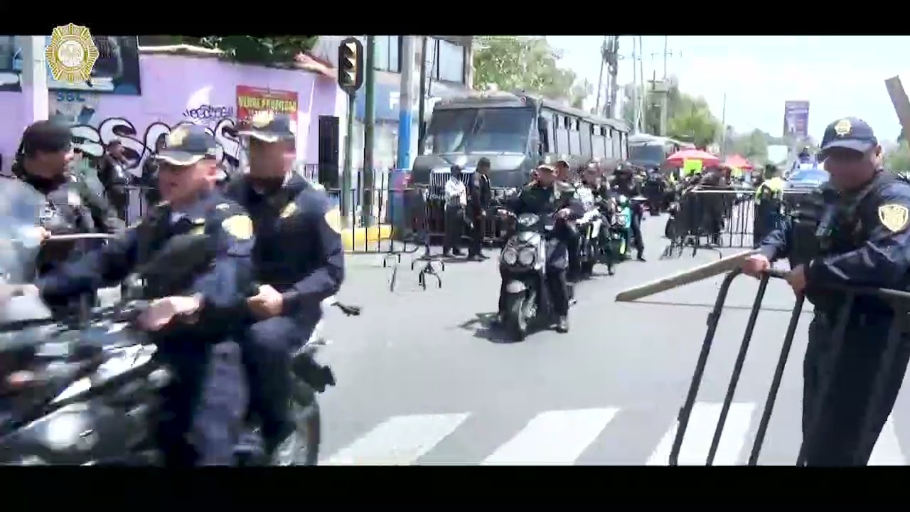 Elementos de la #SSC realizan acciones de seguridad, apoyo y vialidad en la #AlcaldíaIztapalapa