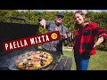 Deliciosa PAELLA MIXTA a Fuego de Leña en Canadá 🥘 | Paella Española con Pollo, Mariscos y Chorizo!