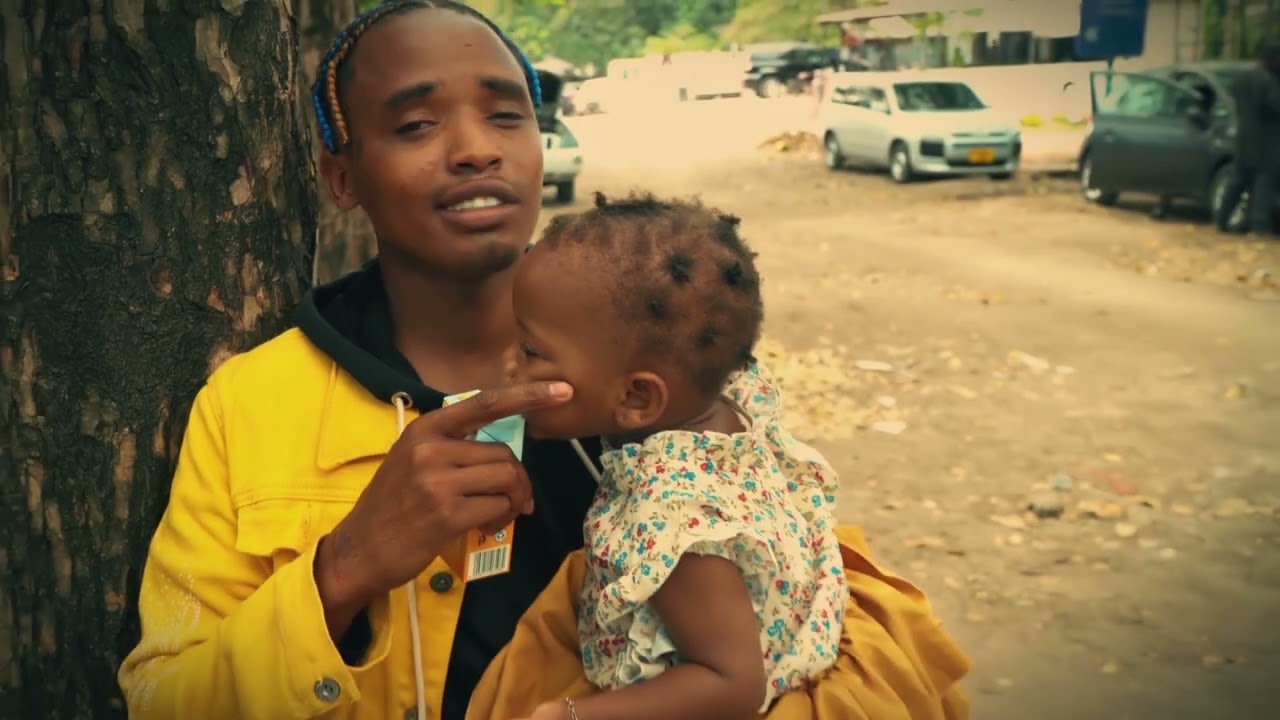 Laxmajor - mabilionea (Official video)