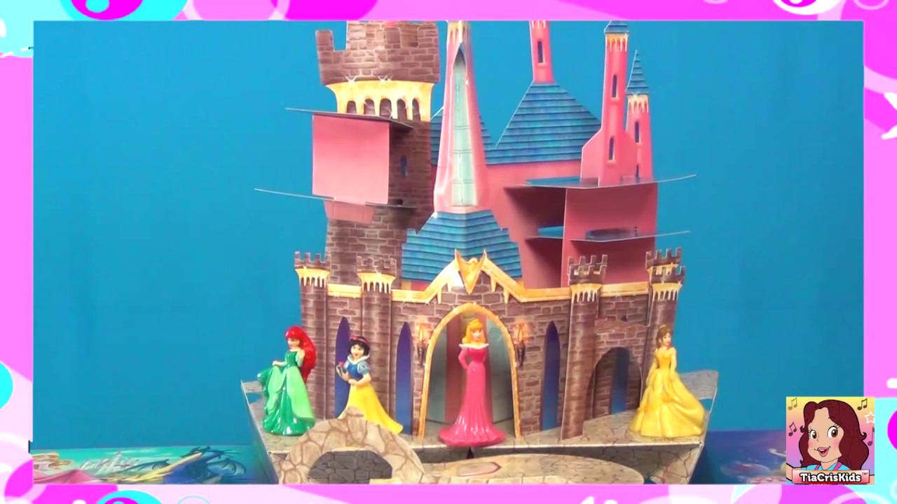 Jogo de labirinto com princesa e castelo