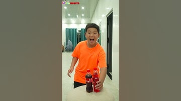 Grappig filmpje | Hij is zo blij #shorts #grappig