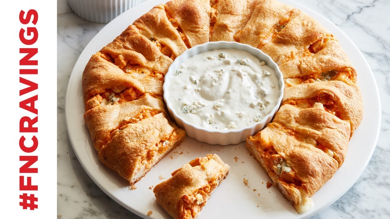 Buffalo Chicken Crescent Ring | Food Network