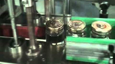 Automatic high speed glass jar screw cap/lug cap capping machine