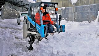 【大雪！】小さな救世主スキッドローダーで雪かきする【除雪】