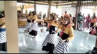 TARI GUGUR GUNUNG KARYA SD NEGERI 2 TAHUNAN KECAMATAN GABUS -GROBOGAN