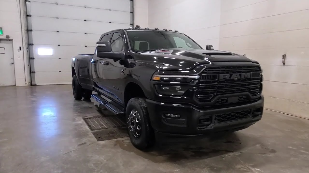2026 Ram 3500 Laramie Crew Cab - Diamond Black Crystal Pearlcoat - Stock 1426