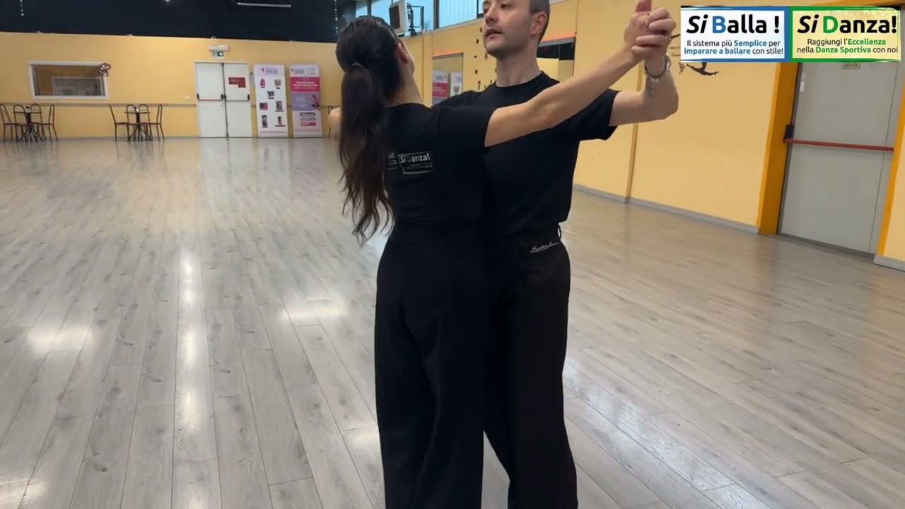 HOVER CROSS NEL FOX-TROT💚💙Pillole di ballo con Matteo e Daniela!#youtuber #contentcreator