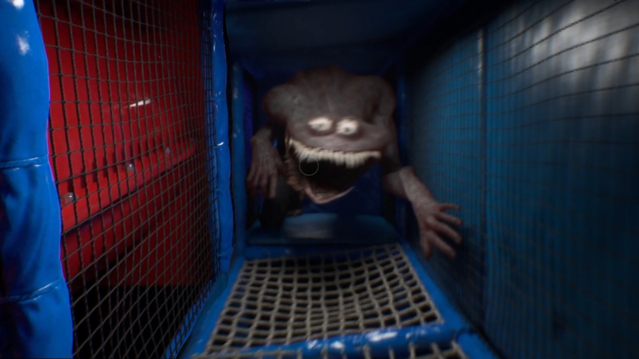 すべると怖くなるウォータースライダー『誰もいないプールで食人怪物が追ってくるリアルなホラーゲーム』が怖すぎる（大絶叫あり）