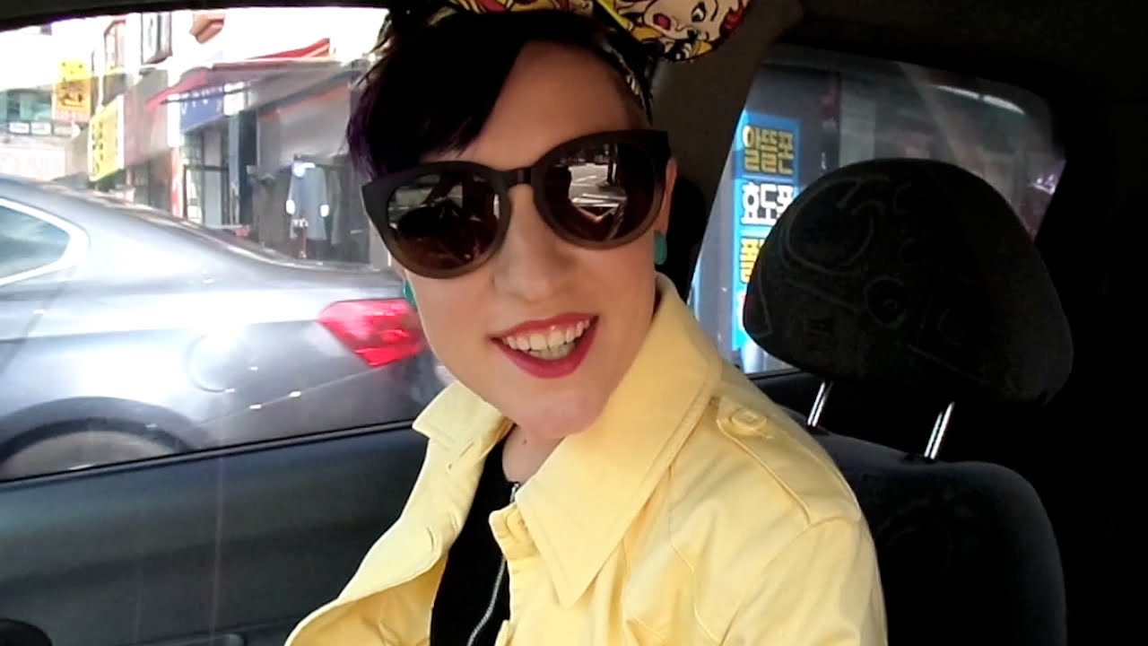 STEPH GOES TO A KPOP CONCERT