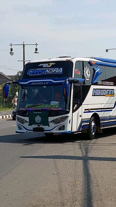 basuri nada munaroh paling enak sih ini #mikaeel #basuri #telolet #munaroh #busbasuri #shorts