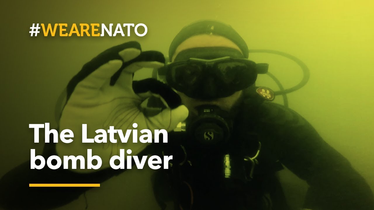The 🇱🇻Latvian diving for bombs - 