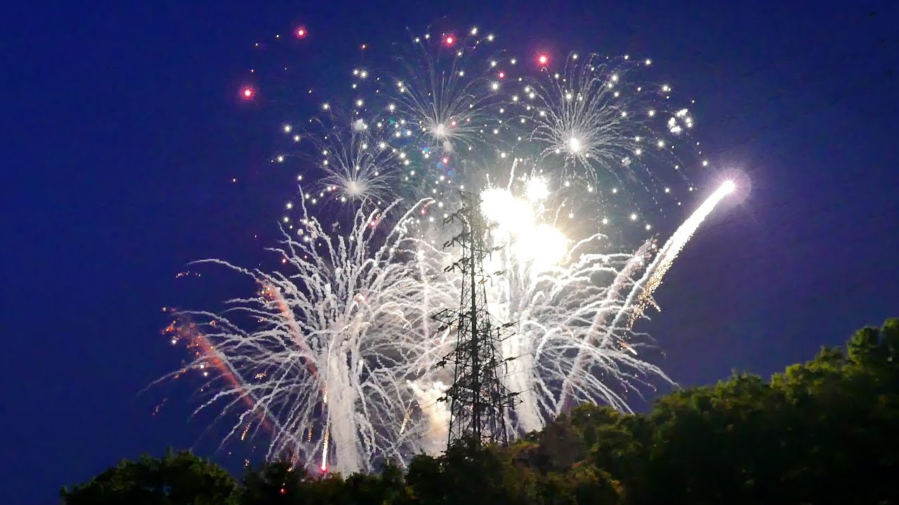 【4K】2019神霊教 教祖様御誕生祭奉祝花火大会 - YouTube