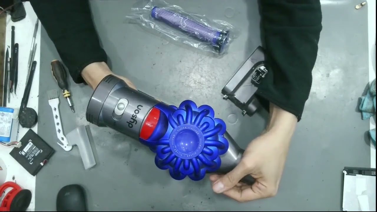 あなたの Dyson SV11 が充電されませんか？ 🛠 バッテリーの交換方法を