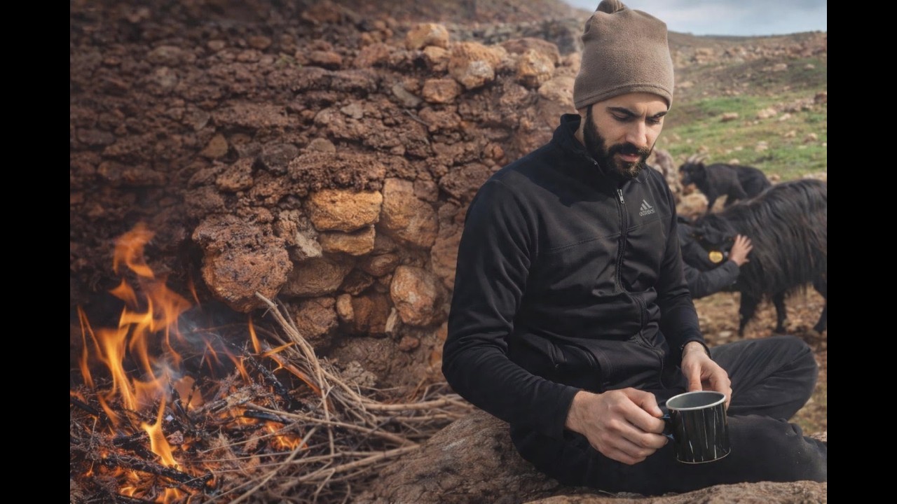 COOKING WITH A FIRE UNDER THE GROUND! 🔥 Primitive Survival Method