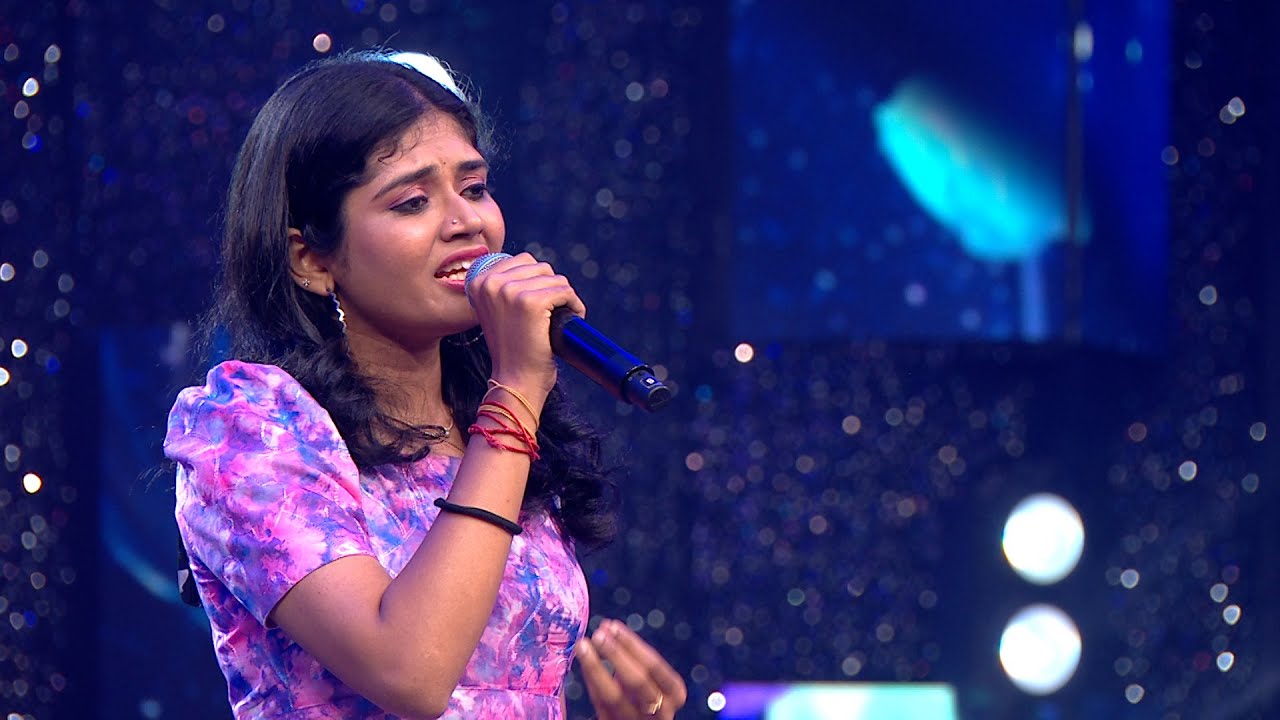 Azhagu Nilave Song by  SreenidhiRamakrishnan   Super singer 10  Episode Preview  07 April