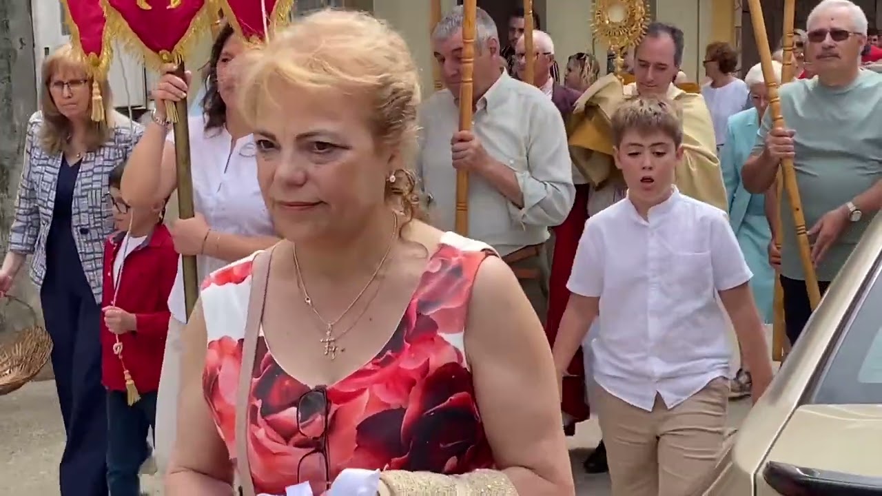 Procesión da Octava do Corpus en Viloira