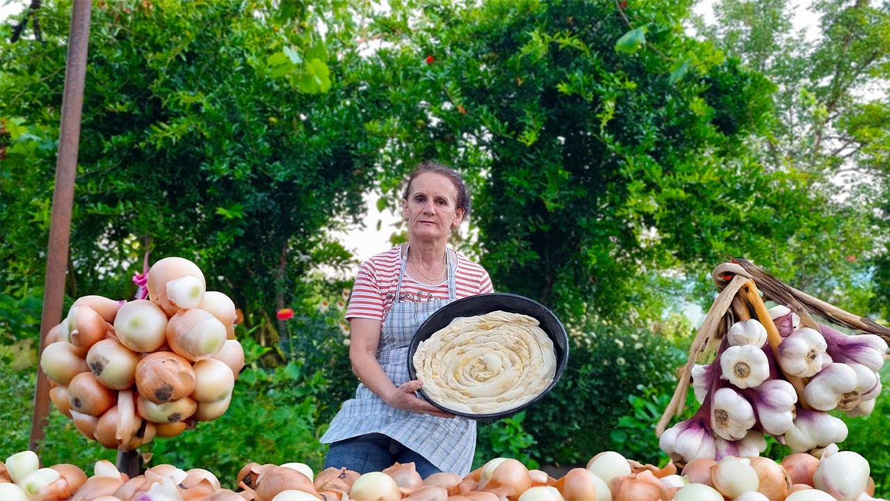 Garlic and Onions - The Essence of Albanian Pie Making 🧄🧅