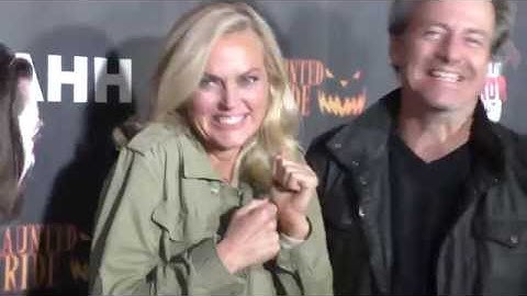 Elaine Hendrix at the LA Haunted Hayride