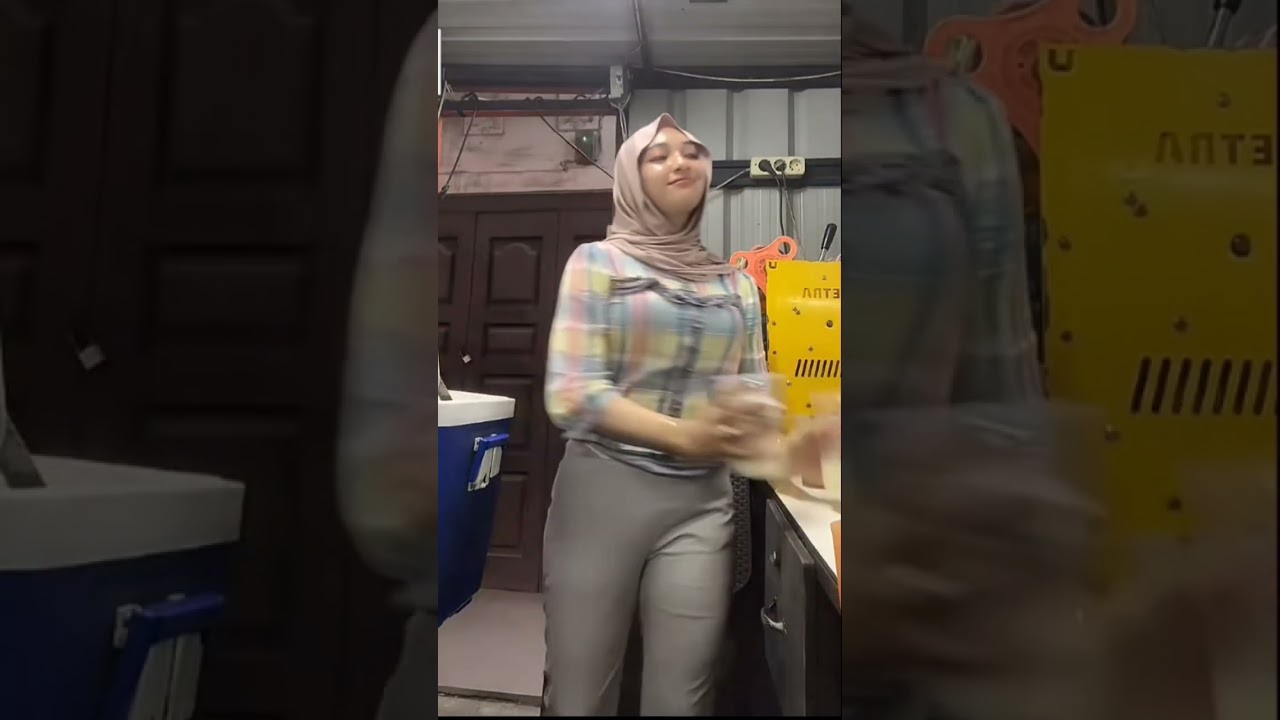 ⚡NENG AY PENJUAL ES CAKEP PULEN BANGET⚡😍😍❤️💋