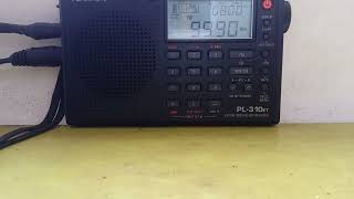 Pirate radio station on 99.9 MHz playing chinese songs