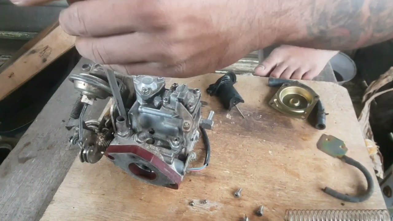 multicab F6A engine Carburator overhaul