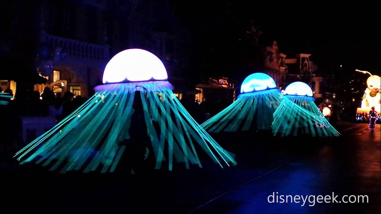 Disneyland Disney Paint the Night Parade Jellyfish YouTube