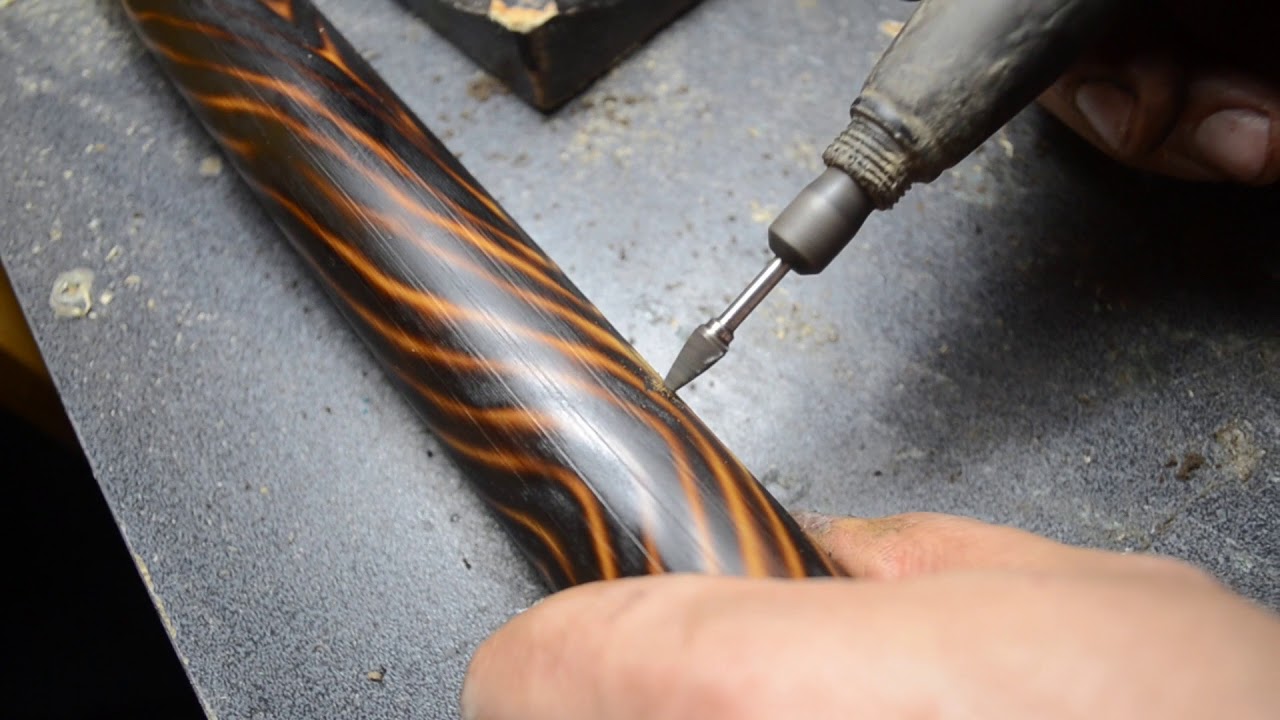 Rene De la Rosa Haciendo sus Quenas - KXZ XTREME