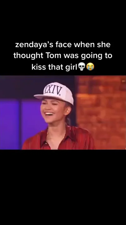 Zendaya's Face When She Thought Tom Was Going To Kiss That Girl #shorts