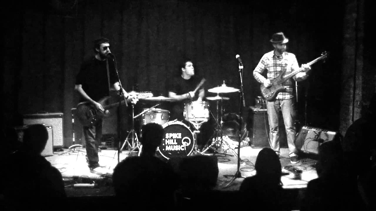Live From Brooklyn @ Spike Hill 12-20-2012 | Black & White