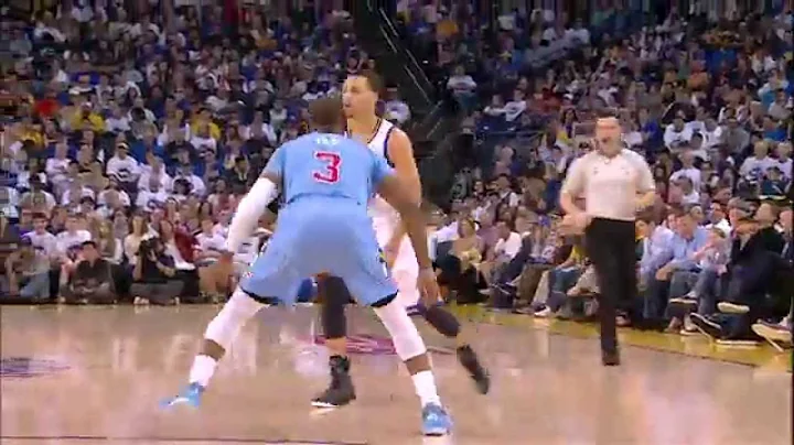 Stephen Curry Fakes out Chris Paul