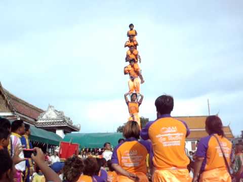ศิษย์เอกท้าวมหาพรม 1งานแห่หลวงปู่เส่ง วัดกัลยาฯ 05 06 2554