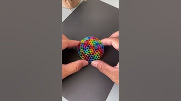 Use a straw to make a fun bubble machine for your child,which can blow out a lot of bubbles#handmade