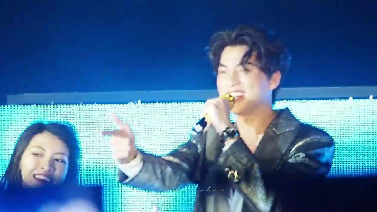 201011 แฟน - Cover by Gulf Kanawut - #RIVERNIGHTPARTYWITHGULFDAY1