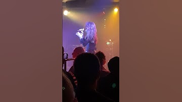 Thumbnail of Ellie Goulding like a saviour Leeds