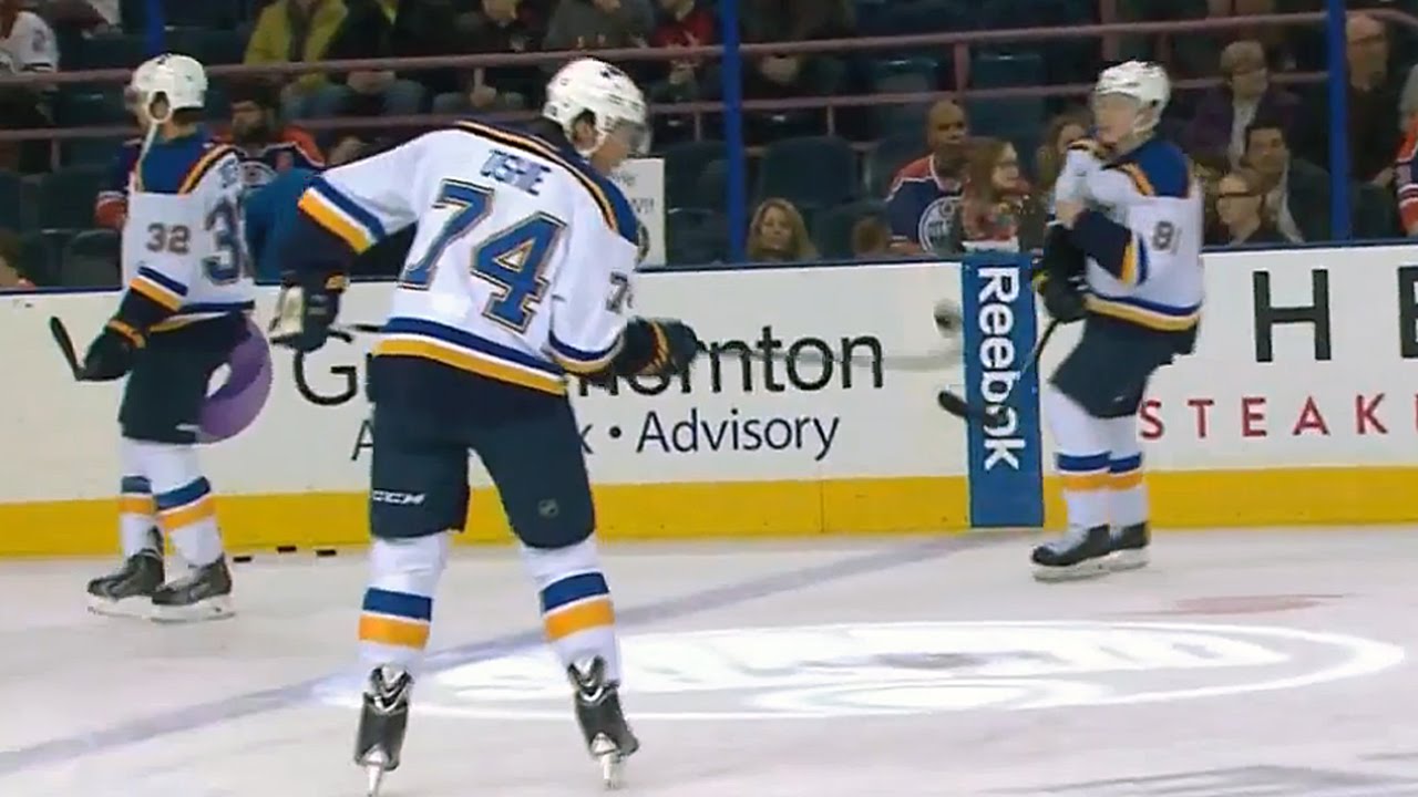 TJ Oshie Puck Juggling During Warm-Ups 