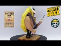  figure showcase  mighty jaxx x one piece  weevil