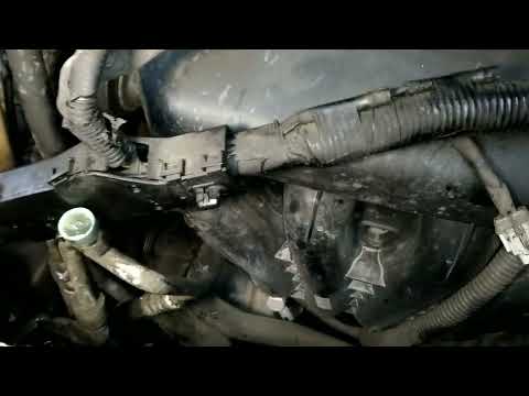 Замена радиатора охлаждения Mazda 6 🇺🇦
